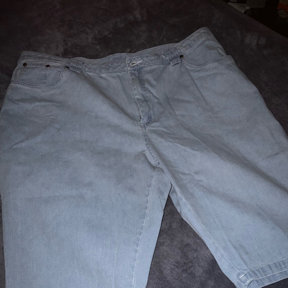 Light Blue Denim Capris